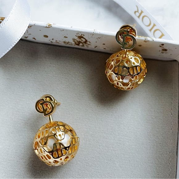 Dior Jewelry - Dior Tribales Pearl CD Drop earrings